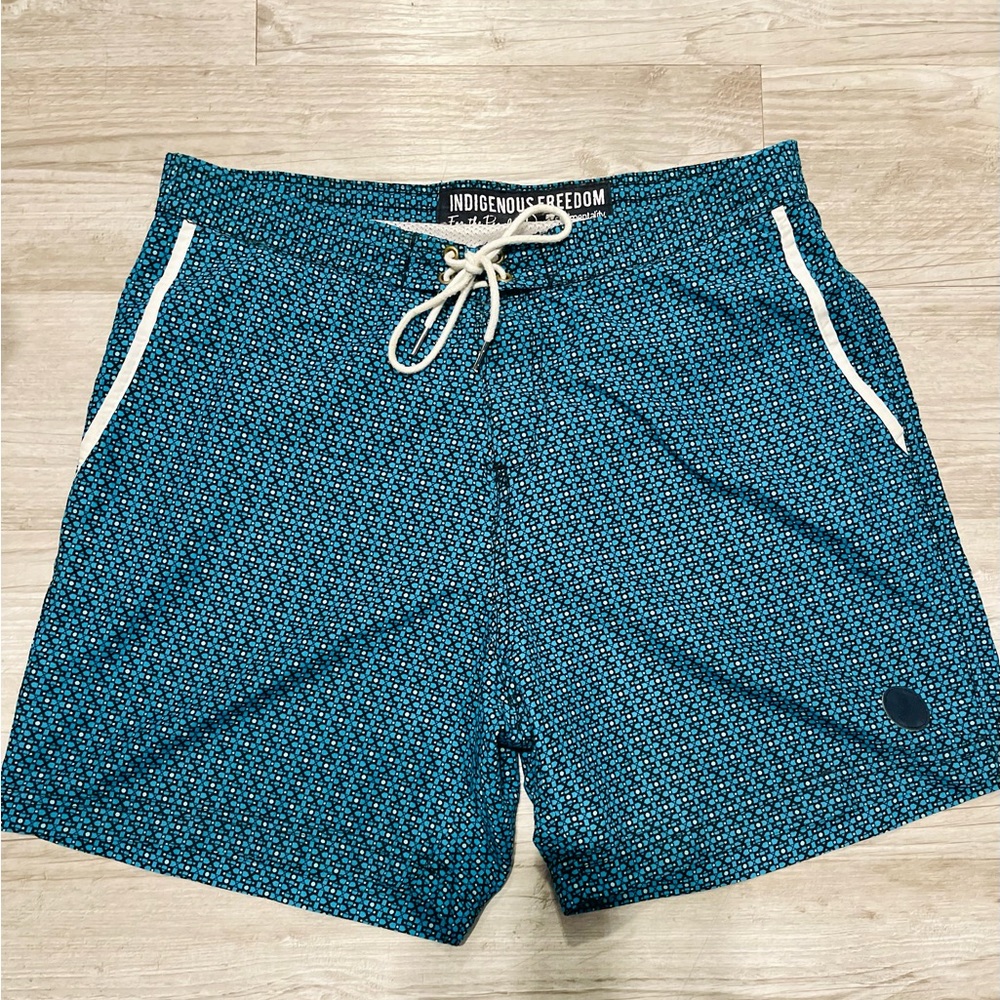 Indigenous Freedom Men's Size L Surf‎ Mentality Swim Trunks